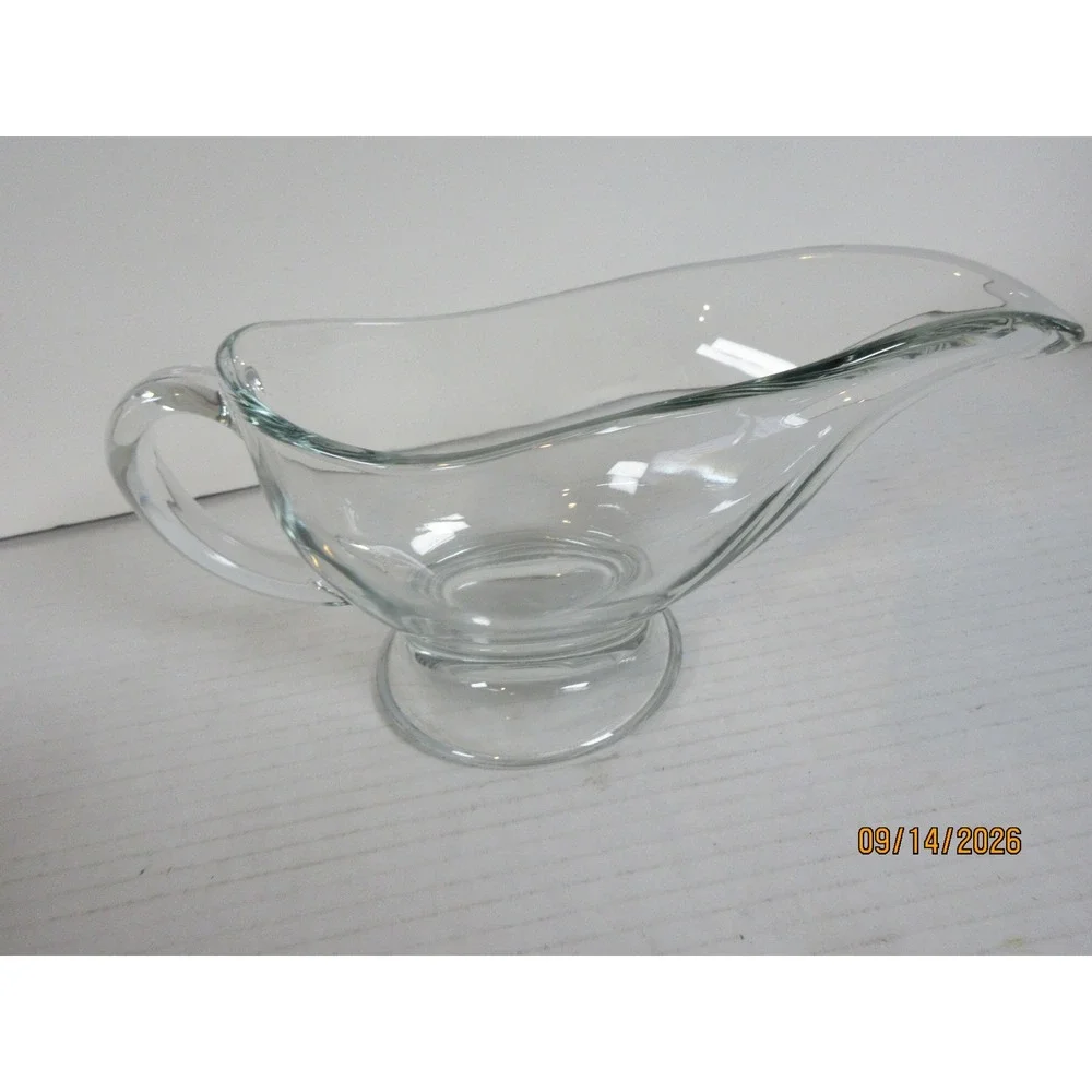 Dailyware glass gravy